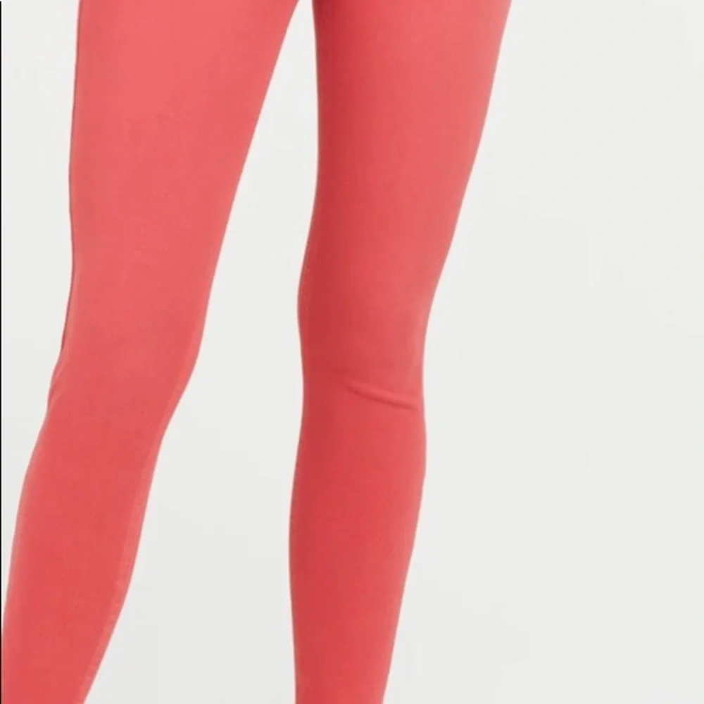 New with tags SPANX JEAN-ISH ANKLE LEGGINGS with Built in Slimming panel. SZ LG - Picture 8 of 14